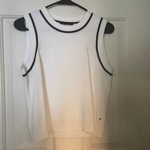 Sweater vest